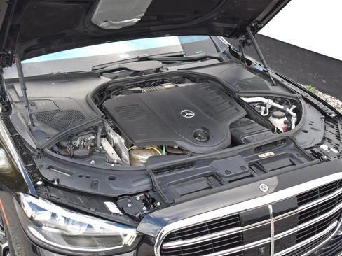 Used 2024 Mercedes-Benz S 500 4MATIC image 87