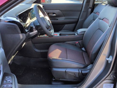 New 2026 Nissan Kicks SR w/ Cold Weather Package image 14