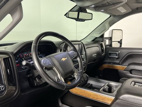 Used 2019 Chevrolet Silverado 3500 High Country w/ Duramax Plus Package image 23