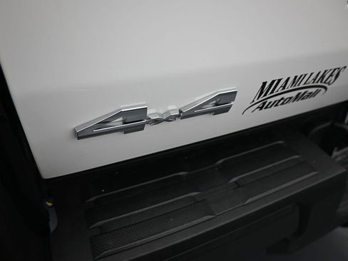 Used 2024 Toyota Tacoma SR AWD/4WD image 42