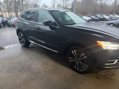 Used 2021 Volvo XC60 T8 Inscription Expression w/ Advanced Package