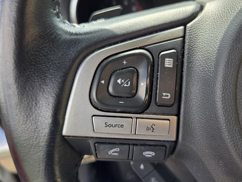 Used 2016 Subaru Outback 2.5i Limited AWD/4WD image 20