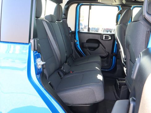 New 2026 Jeep Gladiator Sport image 22