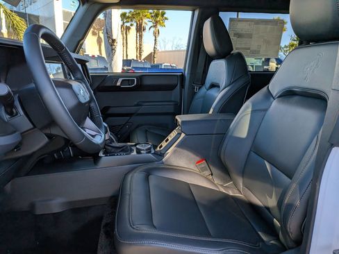 New 2025 Ford Bronco Badlands image 20