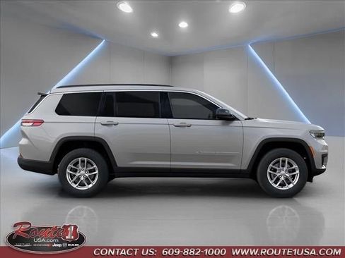 New 2026 Jeep Grand Cherokee L Laredo AWD/4WD image 22