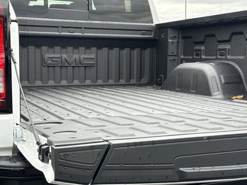 New 2026 GMC Sierra 1500 AT4X image 11
