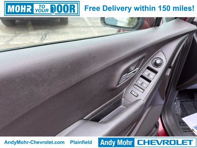 Used 2017 Chevrolet Trax LT AWD/4WD image 11