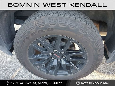 Used 2021 GMC Sierra 1500 Elevation w/ LPO, Elevation Black Package image 9