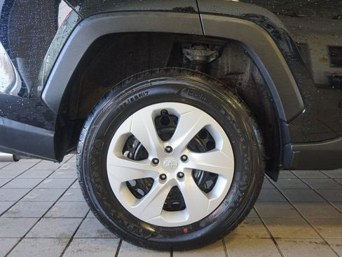 Certified 2025 Toyota RAV4 LE image 26