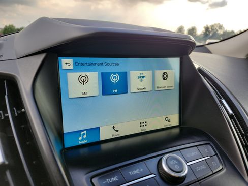 Used 2019 Ford Escape SE AWD/4WD image 17