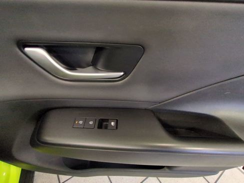 Used 2024 Hyundai Kona Limited image 25