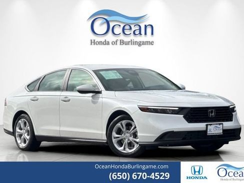 Certified 2025 Honda Accord LX image 1