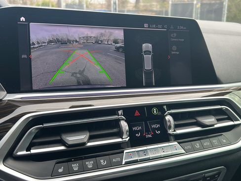 Used 2019 BMW X5 xDrive40i w/ M Sport Package image 15