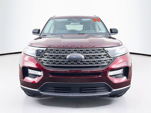 Used 2022 Ford Explorer XLT w/ Equipment Group 202A AWD/4WD image 2