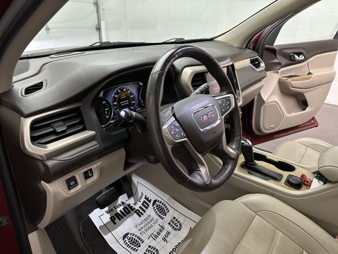 Used 2019 GMC Acadia Denali w/ Technology Package AWD/4WD image 20
