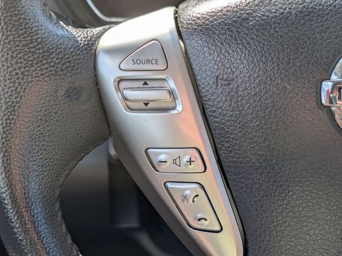 Used 2014 Nissan Versa Note SV w/ SL Package FWD image 31