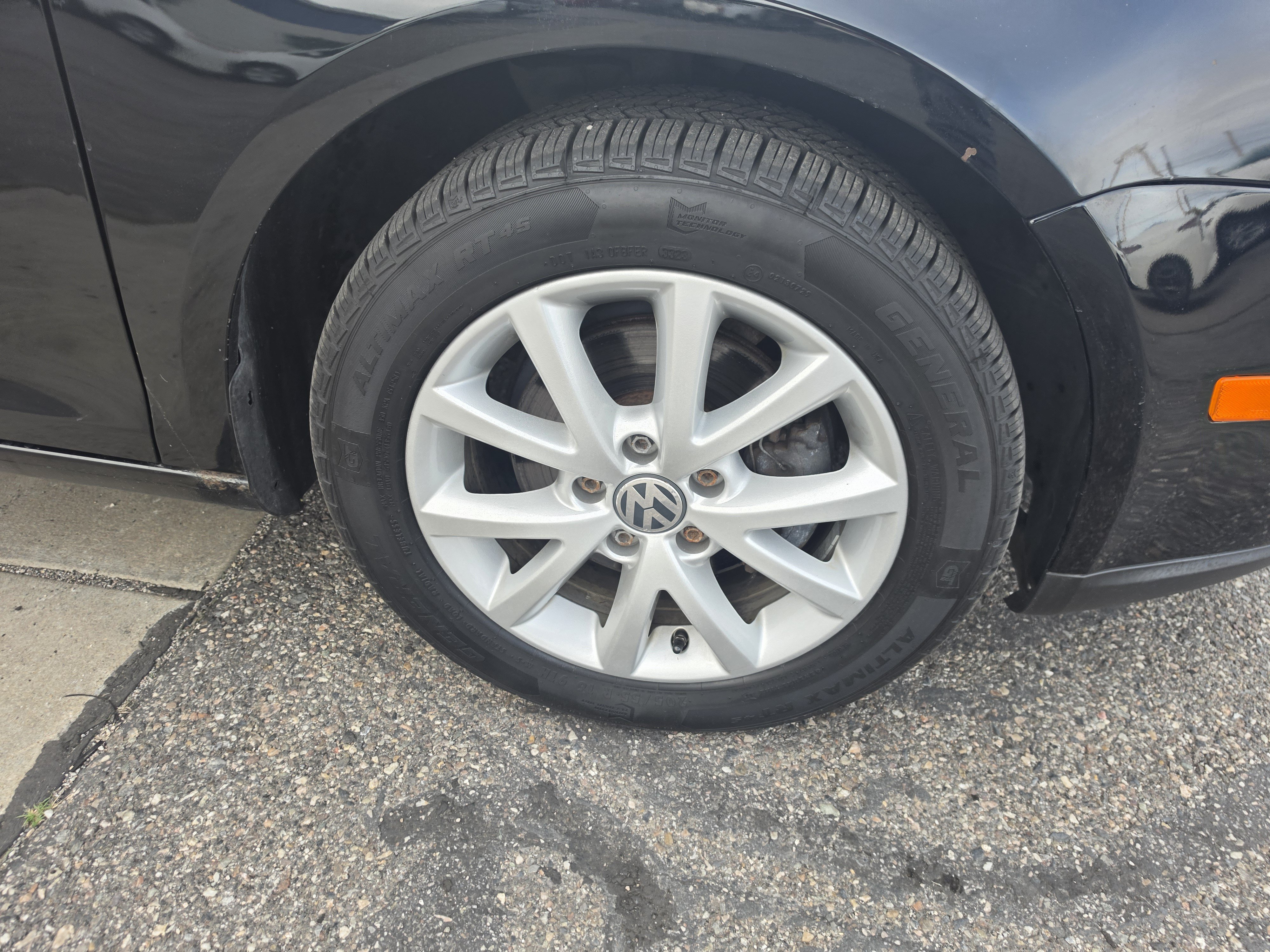 Used 2010 Volkswagen Jetta SE FWD image 10