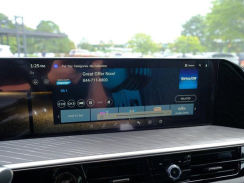 New 2025 INFINITI QX80 Autograph image 26