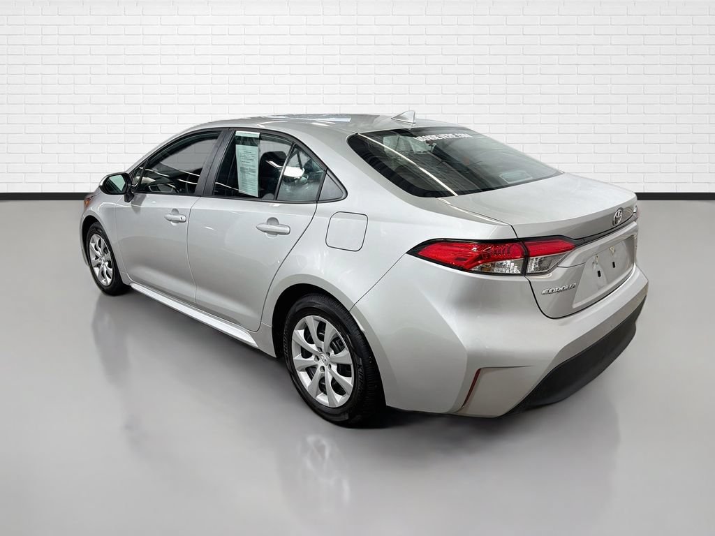 Used 2024 Toyota Corolla LE FWD image 7