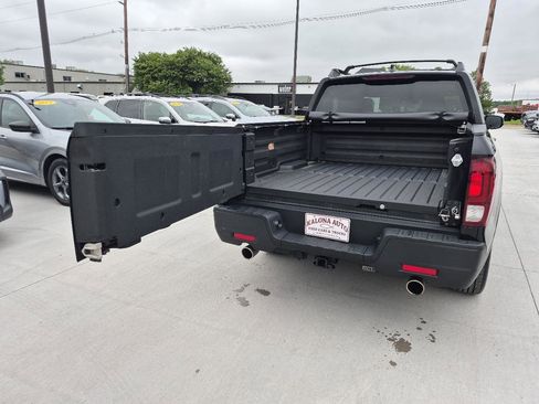 Used 2023 Honda Ridgeline Sport image 10