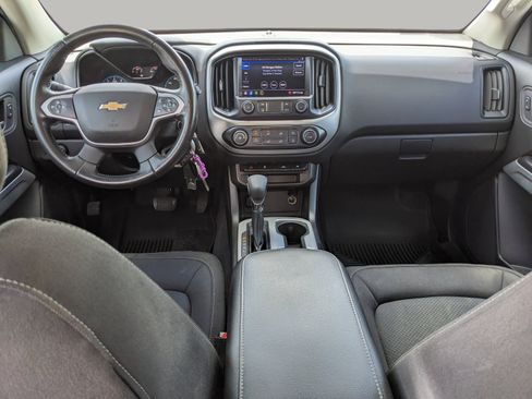 Used 2022 Chevrolet Colorado LT w/ LT Convenience Package RWD image 13