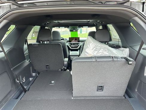 New 2026 Ford Explorer Tremor w/ Tremor Ultimate Package AWD/4WD image 17