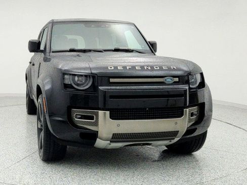 Used 2020 Land Rover Defender 110 X image 2