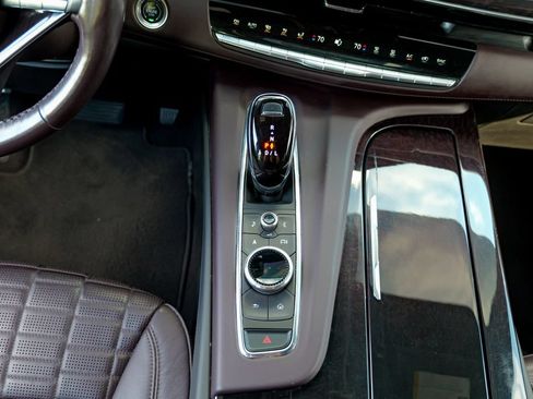 Used 2024 Cadillac Escalade ESV Premium Luxury Platinum AWD/4WD image 53