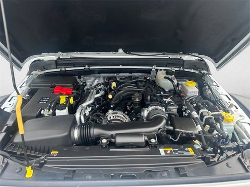 Used 2024 Jeep Wrangler Unlimited Rubicon image 14