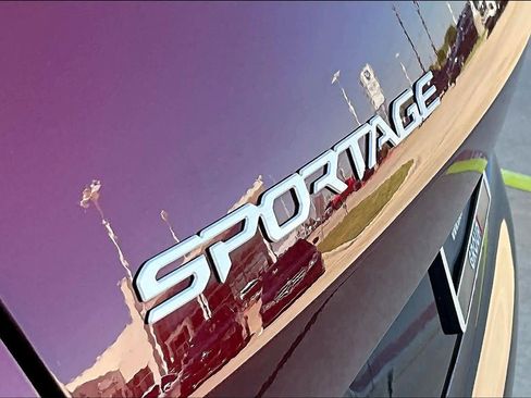 Used 2025 Kia Sportage SX Prestige image 27