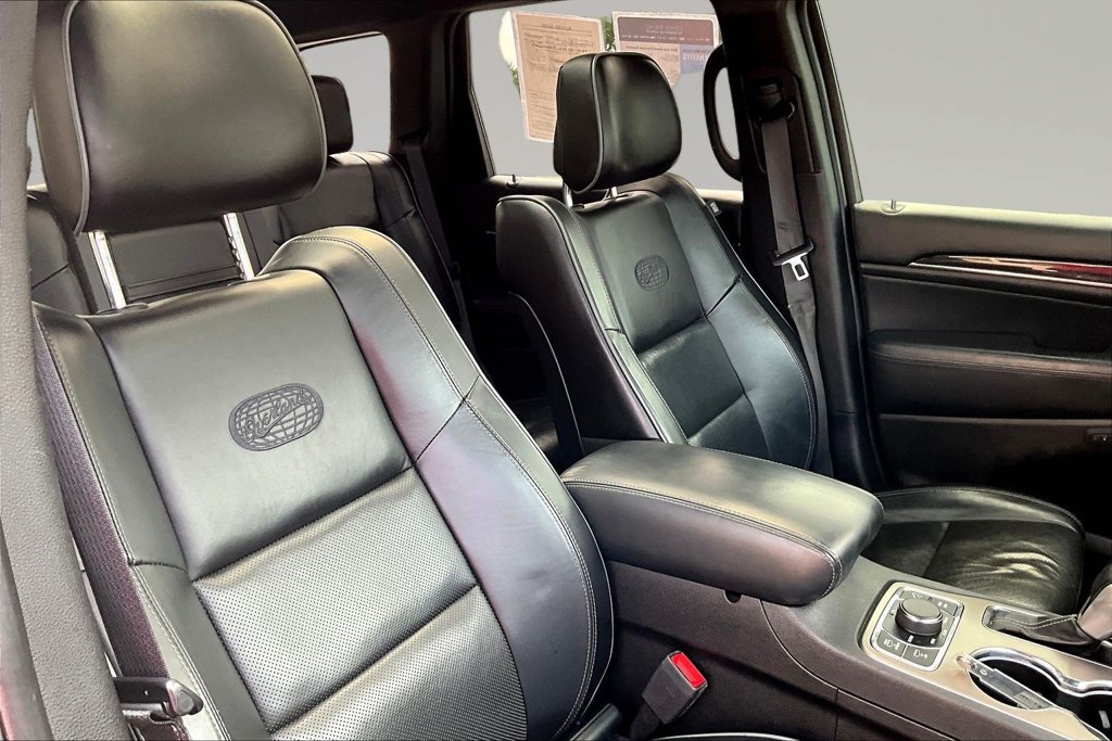 Used 2021 Jeep Grand Cherokee Overland AWD/4WD image 31