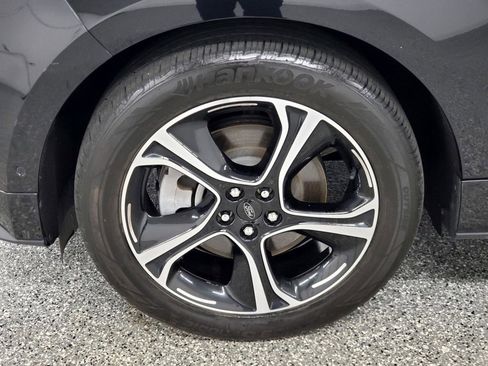 Used 2022 Ford Edge ST w/ Equipment Group 401A image 8