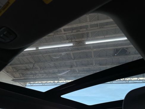 Used 2018 Ford F150 Lariat w/ Equipment Group 502A Luxury image 57