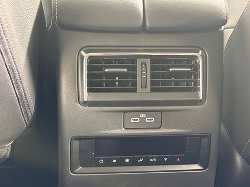 Certified 2024 MAZDA CX-90 Plug-In Hybrid w/ Preferred image 25