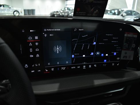 New 2025 Audi SQ5 Premium Plus AWD/4WD image 19