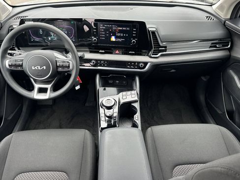 Certified 2025 Kia Sportage LX AWD/4WD image 13