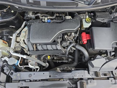 Used 2019 Nissan Rogue Sport SV image 32