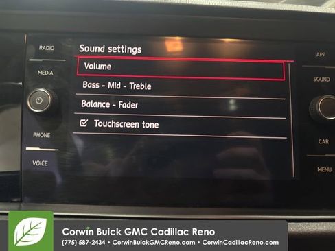 Used 2019 Volkswagen Jetta SEL FWD image 27