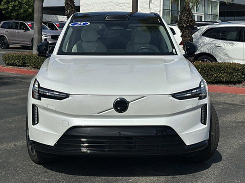 Certified 2025 Volvo EX90 Ultra image 2