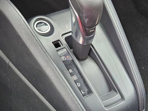 Used 2024 Nissan Kicks S image 11