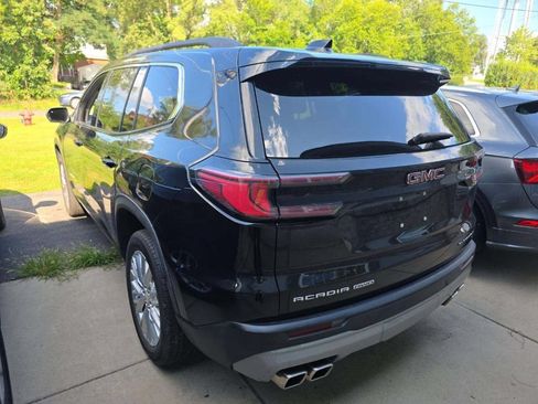 Used 2024 GMC Acadia Elevation AWD/4WD image 6
