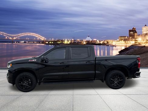Used 2023 Chevrolet Silverado 1500 RST w/ Convenience Package II AWD/4WD image 2