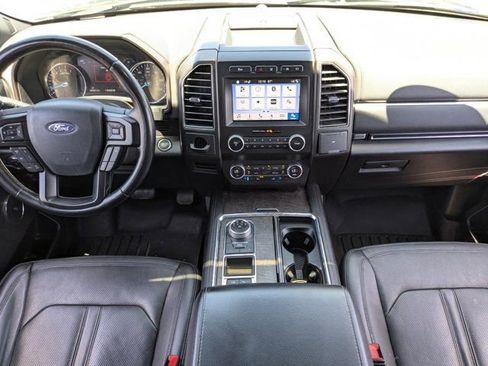 Used 2019 Ford Expedition Limited w/ Equipment Group 302A RWD image 15