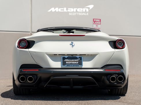 Used 2019 Ferrari Portofino image 6