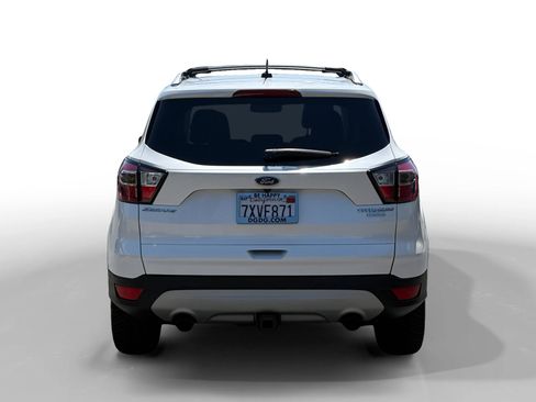 Used 2017 Ford Escape Titanium w/ Equipment Group 301A FWD image 4