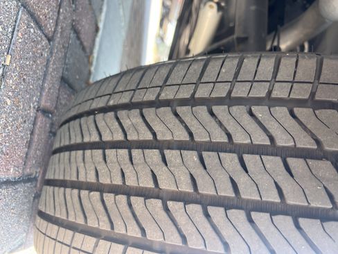 Used 2024 GMC Sierra 1500 Denali Ultimate image 12