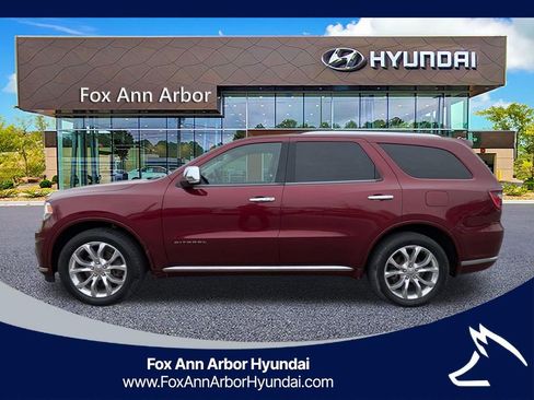 Used 2017 Dodge Durango Citadel w/ Technology Group AWD/4WD image 2