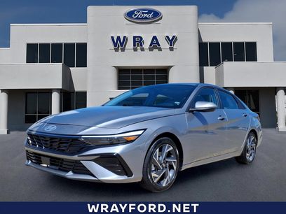 Used 2025 Hyundai Elantra Limited
