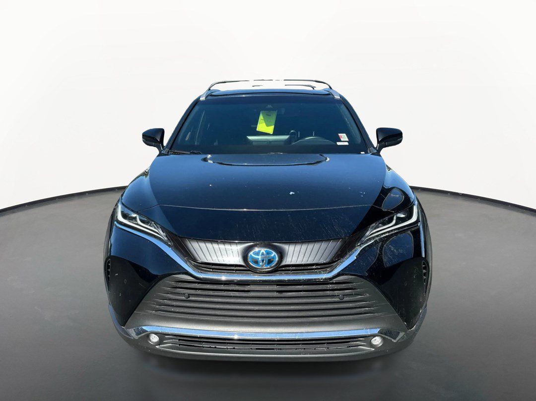 Used 2023 Toyota Venza XLE AWD/4WD image 8