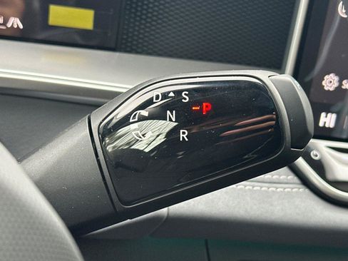 New 2026 Volkswagen Tiguan SE image 20